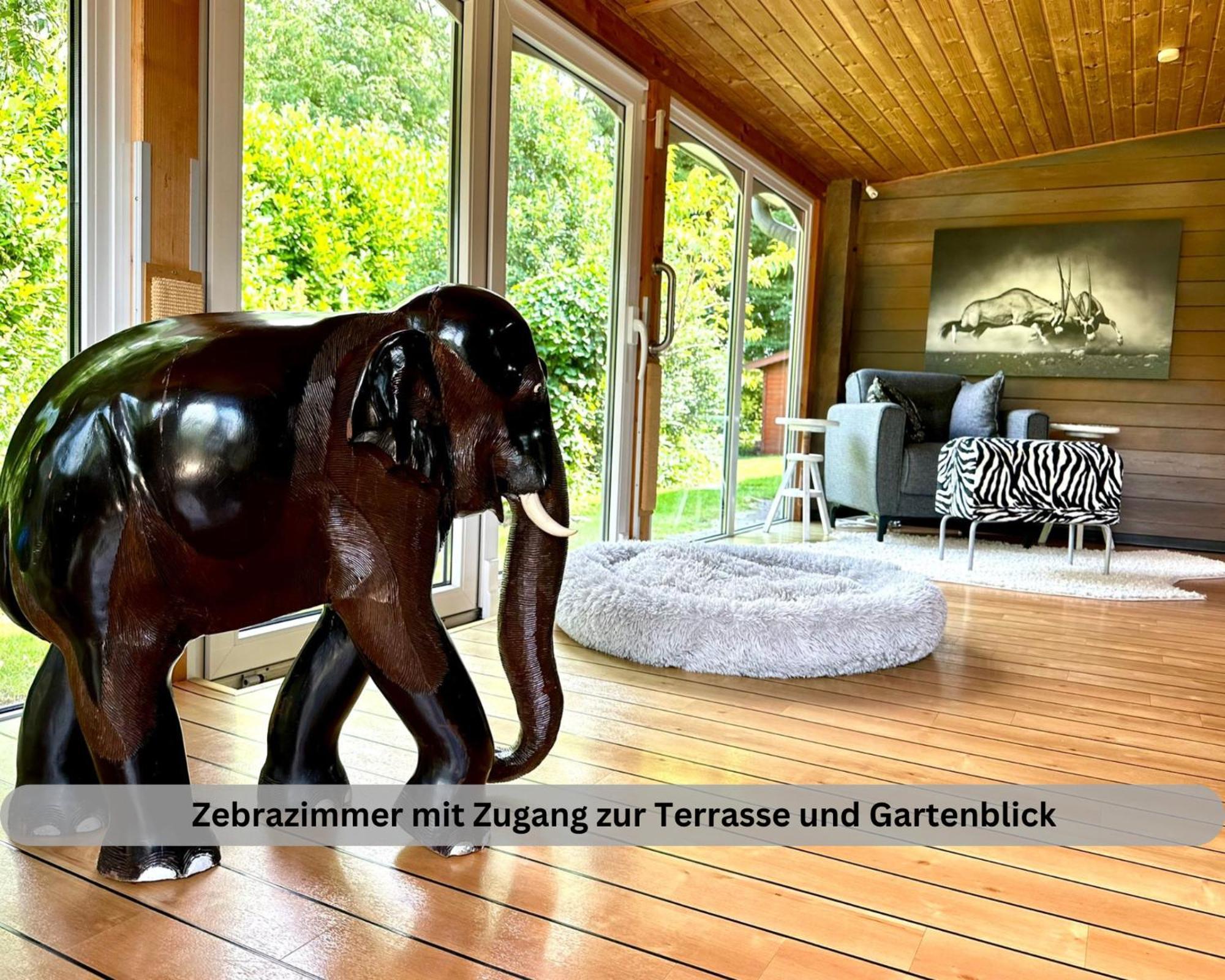 Lodge Of Africa - Einzigartige Themenzimmer, Eingezaeunten Garten, Sauna, Whirlpool & Kamin, Hunde Willkommen, Gasgrill, Voll Ausgestattete Kueche, Grosser Essbereich, Hamburg & Stade In Der Naehe Twielenfleth エクステリア 写真
